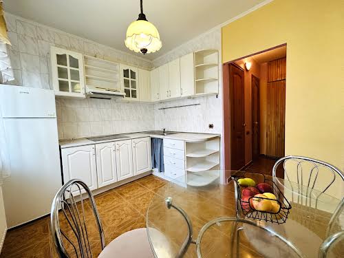 квартира за адресою Мішуги, 3