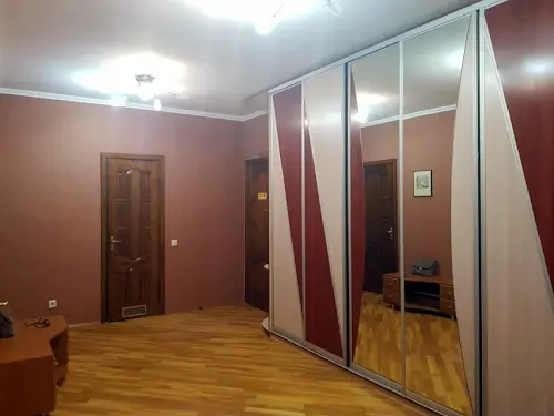квартира по адресу Хмельницкая ул., 10