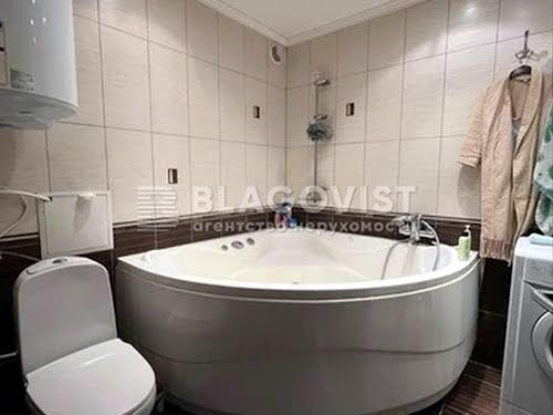 квартира за адресою Набережно-Хрещатицька вул., 35