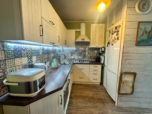 квартира по адресу Радистов ул., 34б