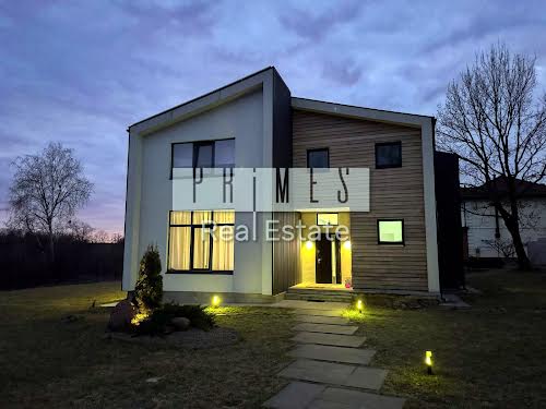будинок за адресою с. Старі Безрадичі, Шевченка, 20Г