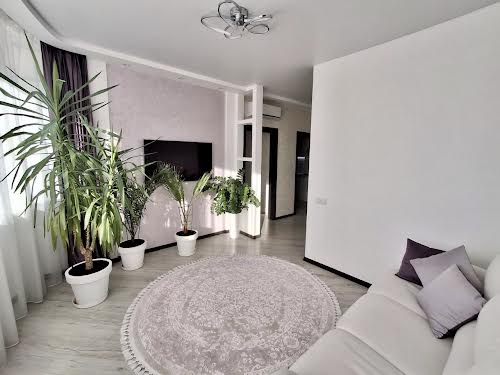 квартира по адресу Кондратюка Юрия ул., 3