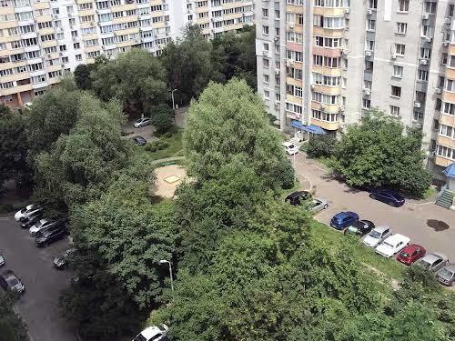 квартира за адресою Київ, Анни Ахматової вул., 35-А