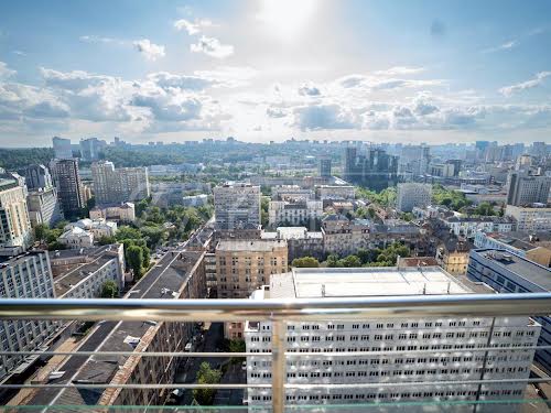 квартира за адресою Федорова Івана вул., 2-А