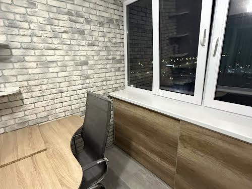 квартира за адресою Братиславська вул., 13