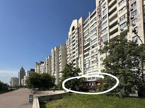 комерційна за адресою проспект Володимира Івасюка, 20а