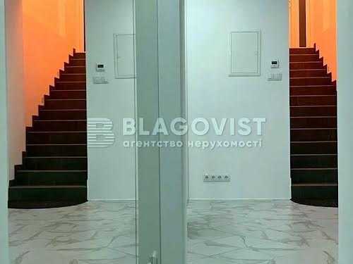 комерційна за адресою Кожум'яцька вул., 10-А