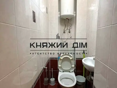 квартира за адресою Драгоманова вул., 8-А