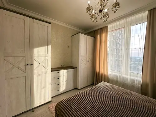 квартира за адресою Дніпровська набережна вул., 18-А