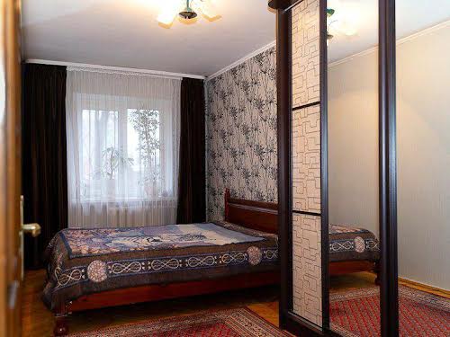 квартира за адресою Академіка Євгена Лазаренка вул., 8