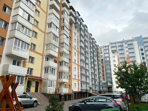 коммерческая по адресу Гайдамацкая ул. (Марфи Струтинської), 13-Б