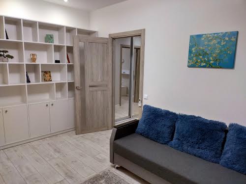 квартира за адресою Щаслива, 7а