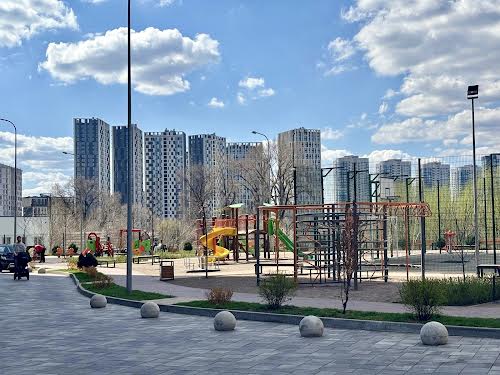 квартира за адресою Дніпровська набережна вул., 16-Г