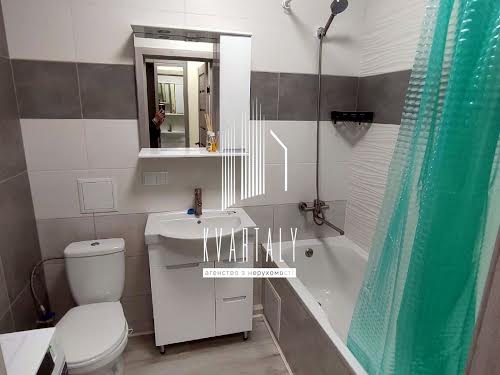 квартира за адресою с. Петропавлівська борщагівка, Олени теліги, 15
