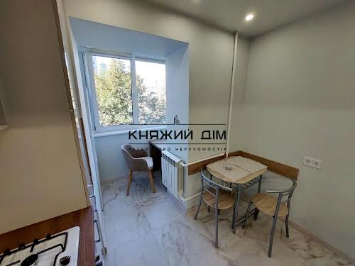 квартира за адресою Бутишів пров. (Андрія Іванова вул.), 17