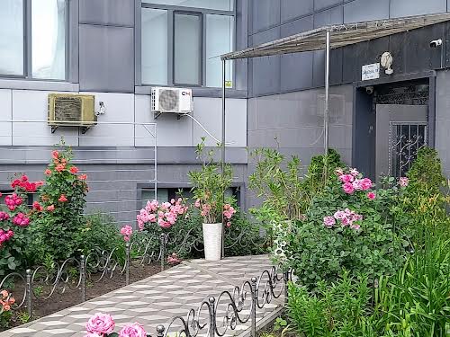 квартира за адресою Завальна вул., 10-В