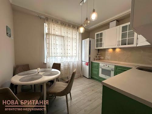 квартира за адресою Михайла Максимовича вул. (Онуфрія Трутенка), 24-А