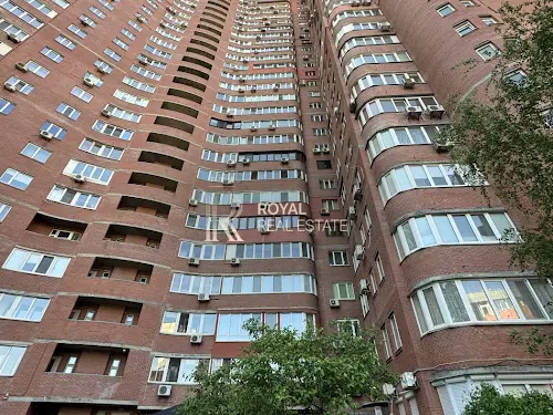 квартира за адресою Анни Ахматової вул., 13-Д