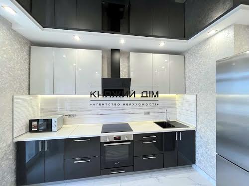 квартира за адресою Київ, Драгоманова вул., 10