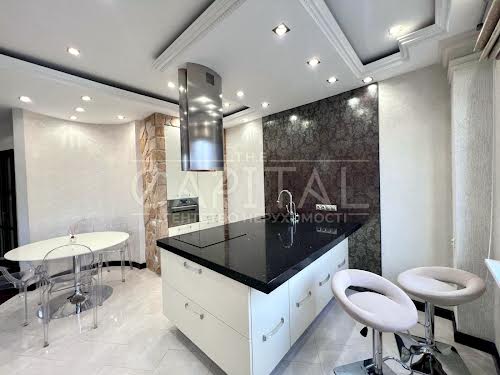 квартира за адресою Шота Руставелі вул., 44