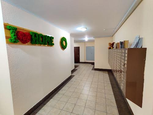 квартира за адресою Воскресенська вул., 16В
