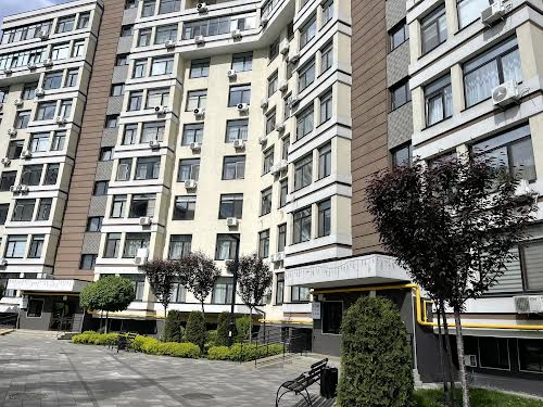квартира за адресою Юнацька вул., 4