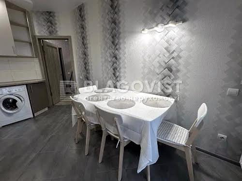 квартира за адресою Каховська вул., 62