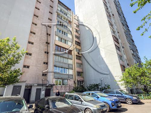 квартира за адресою Новаторів вул., 22-Б