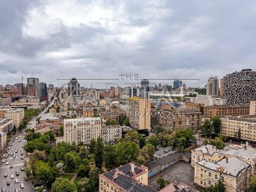 коммерческая по адресу Антоновича, 74