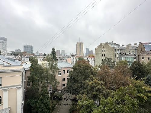 квартира за адресою Шовковична вул., 29