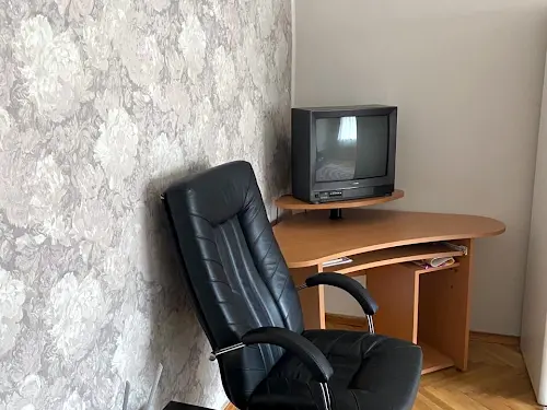 квартира за адресою Митрополита Андрея Шептицького вул. (Анатолія Луначарського), 1/2