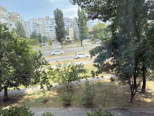 квартира по адресу Ревуцкого ул., 34