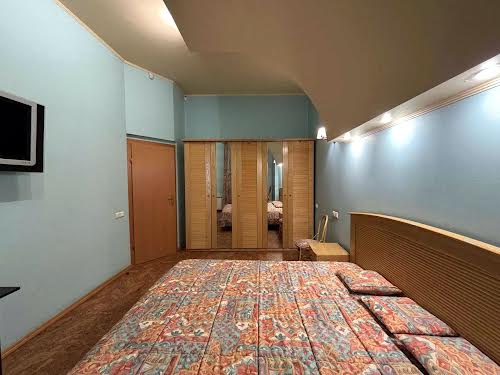 квартира по адресу Шота Руставели ул., 27