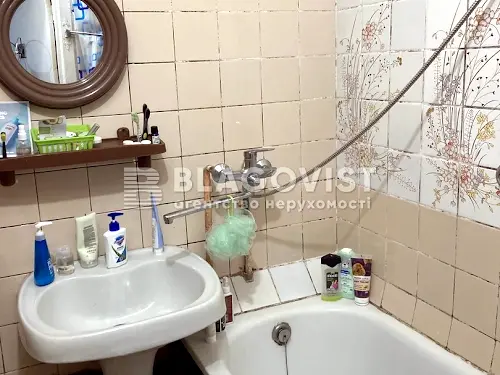 квартира по адресу Леся Курбаса просп., 18