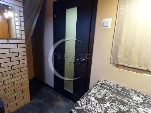 квартира по адресу Ревуцкого ул., 5