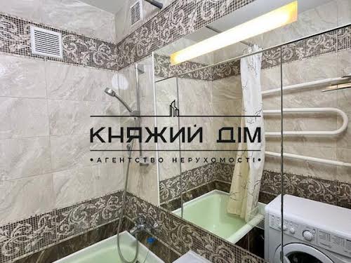 квартира по адресу Киев, Машиностроительная ул., 8