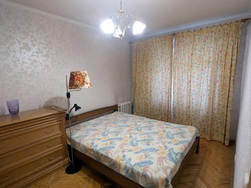 квартира за адресою Київ, Карела Чапека вул. (Юліуса Фучика), 8