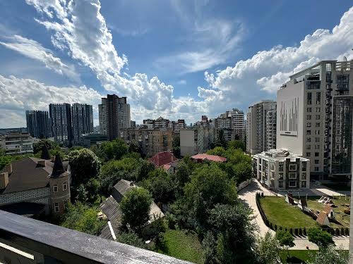 квартира по адресу Дмитра Годзенка ул. (Глазунова), 13