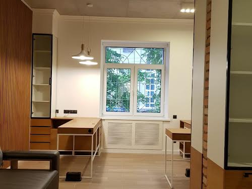 коммерческая по адресу Паньковская ул., 3