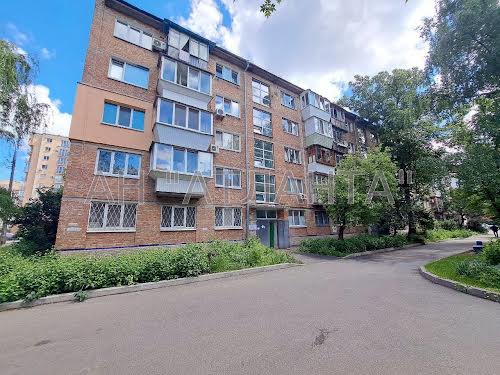 квартира за адресою Метрологічна вул., 14