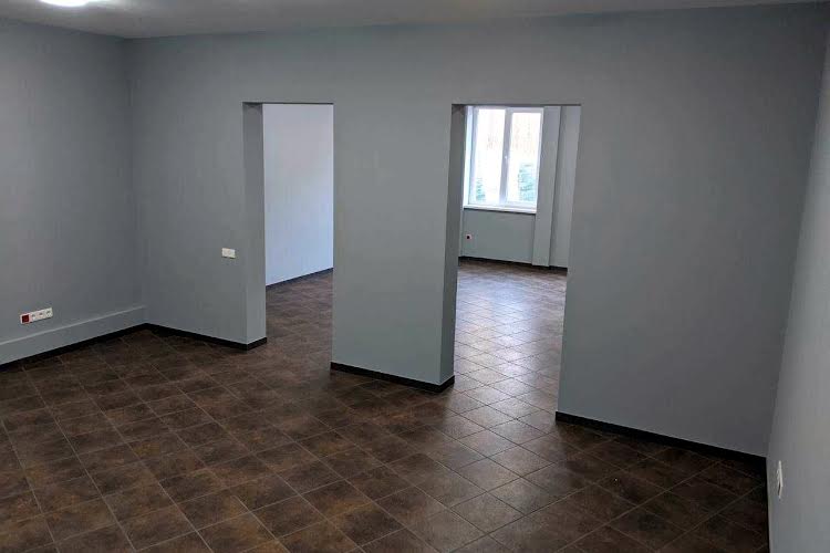 1835305659570164