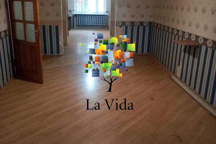 1835982093049260